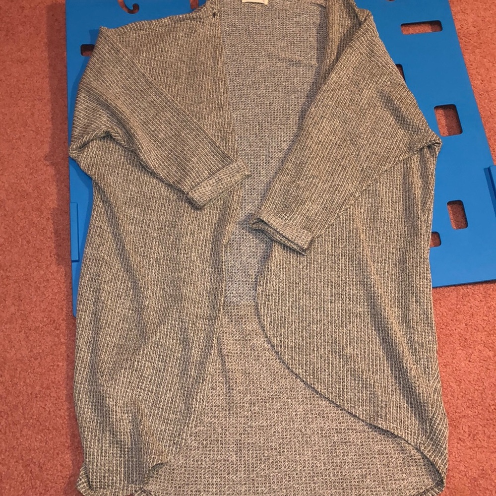 Grey cardigan
